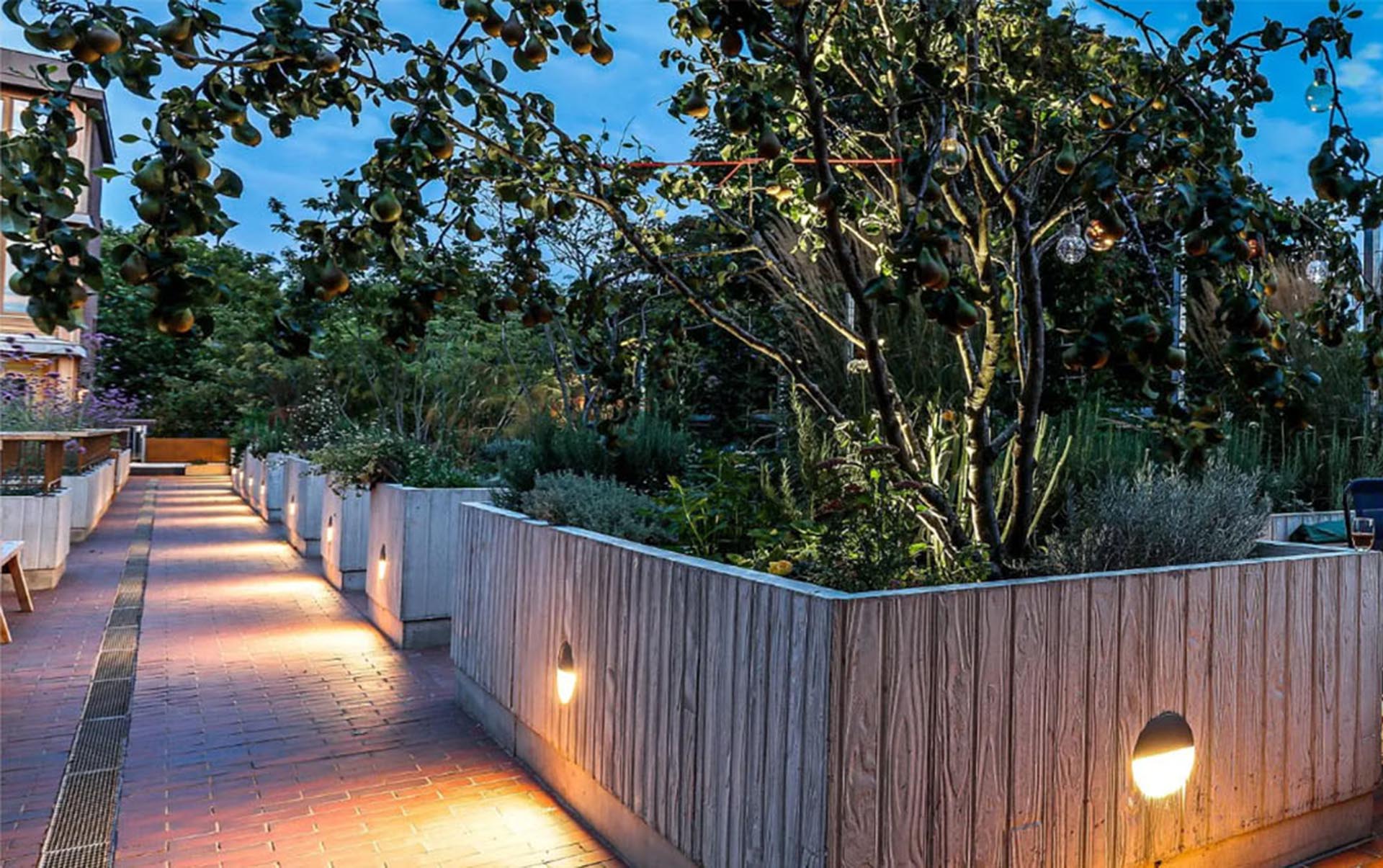 appleby blue roof terrace with light and dark multi commercial quarry tiles
